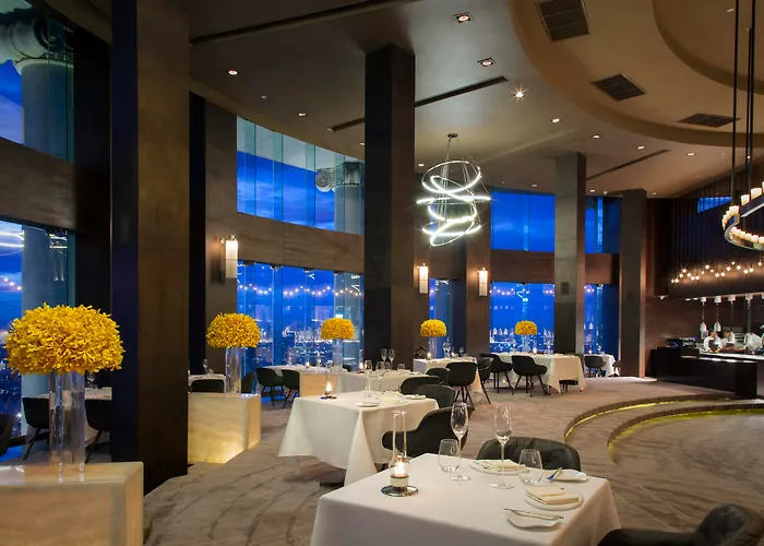 Hotel Lebua At State Tower