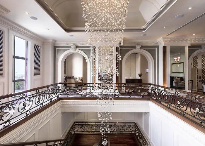 Lebua At State Tower 5*